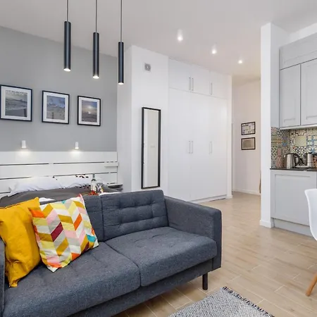 Sunny & Cozy Morska Centre By Renters Daire *